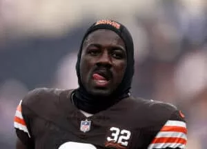 INGLEWOOD, CALIFORNIA - DECEMBER 03: Jeremiah Owusu-Koramoah #6 of the Cleveland Browns during warm up before the game against the Los Angeles Rams at SoFi Stadium on December 03, 2023 in Inglewood, California.