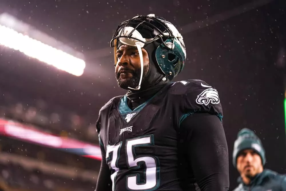 Report: Browns Made Lucrative Contract Offer To DE Vinny Curry