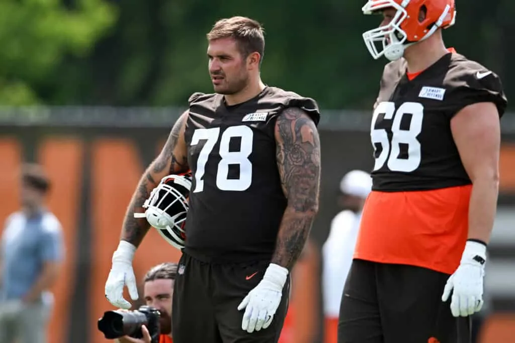 BEREA, OHIO - JUNE 10: Jack Conklin #78 of the Cleveland Browns looks on during Cleveland Browns mandatory minicamp at CrossCountry Mortgage Campus on June 10, 2025 in Berea, Ohio.