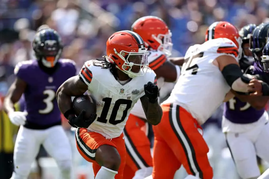 BALTIMORE, MARYLAND - SEPTEMBER 14: Running back Quinshon Judkins #10 of the Cleveland Browns carries the ball against the Baltimore Ravens at M&T Bank Stadium on September 14, 2025 in Baltimore, Maryland.