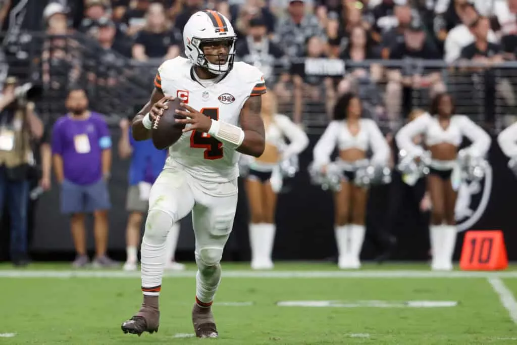 Insider Clarifies Deshaun Watson’s Viral Vacation Video