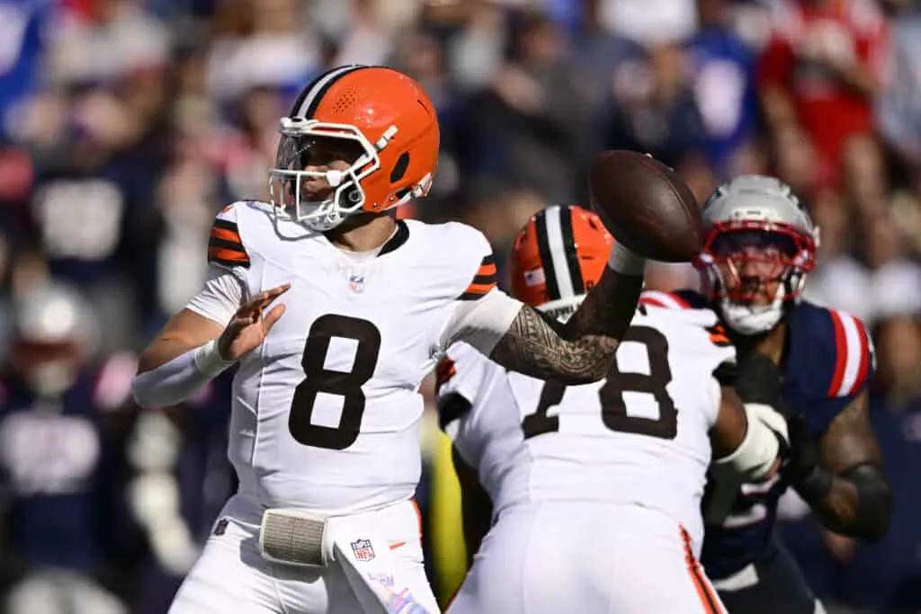 FOXBOROUGH, MASSACHUSETTS - OCTOBER 26: Dillon Gabriel #8 of the Cleveland Browns passes the ball against the New England Patriots during the second quarter in the game at Gillette Stadium on October 26, 2025 in Foxborough, Massachusetts.