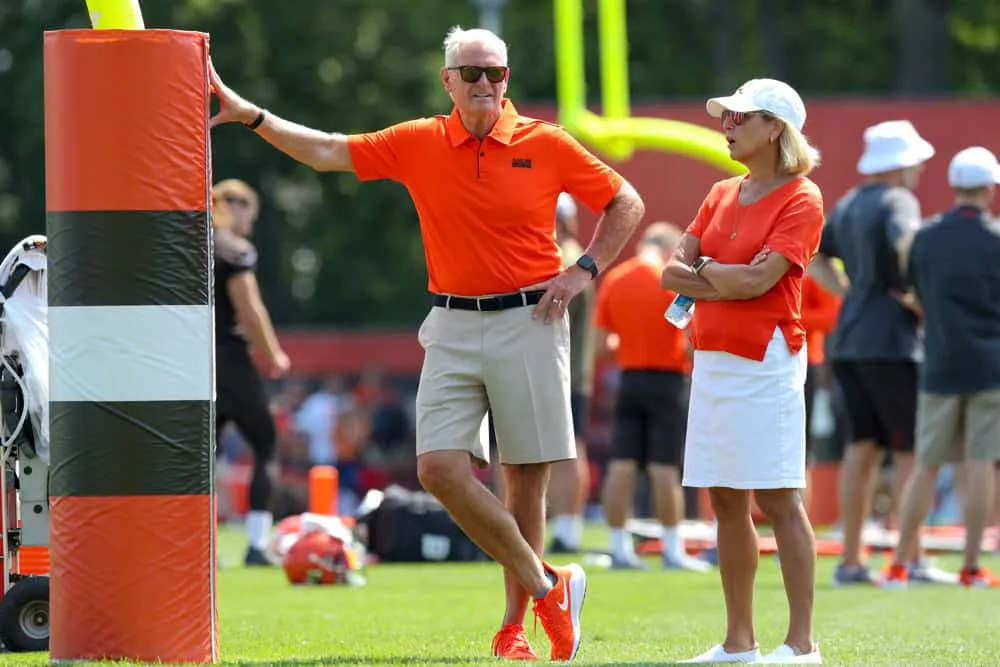 Browns Owners: “We Currently Expect To Host A Full NFL Season”