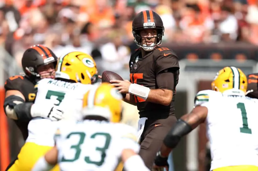 CLEVELAND, OHIO - SEPTEMBER 21: Joe Flacco #15 of the Cleveland Browns looks to pass during the second quarter against the Green Bay Packers at Huntington Bank Field on September 21, 2025 in Cleveland, Ohio.