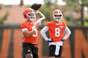 BEREA, OHIO - JUNE 04: Dillon Gabriel #5 of the Cleveland Browns throws a pass during Cleveland Browns OTA offseason workouts at CrossCountry Mortgage Campus on June 04, 2025 in Berea, Ohio.