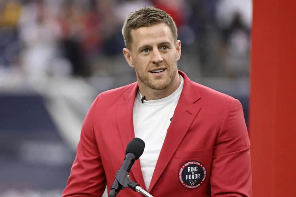 Former NFL Superstar Criticizes NFL Teams For Passing On Browns QB Joe Flacco