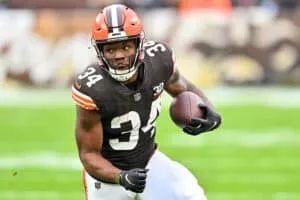 CLEVELAND, OHIO - DECEMBER 10: Jerome Ford #34 of the Cleveland Browns runs with the ball during the first quarter against the Jacksonville Jaguars at Cleveland Browns Stadium on December 10, 2023 in Cleveland, Ohio.