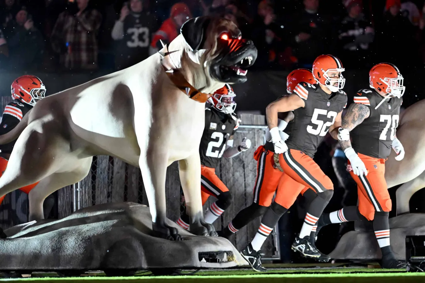 Insider Believes Browns Could Pursue Former First-Round QB