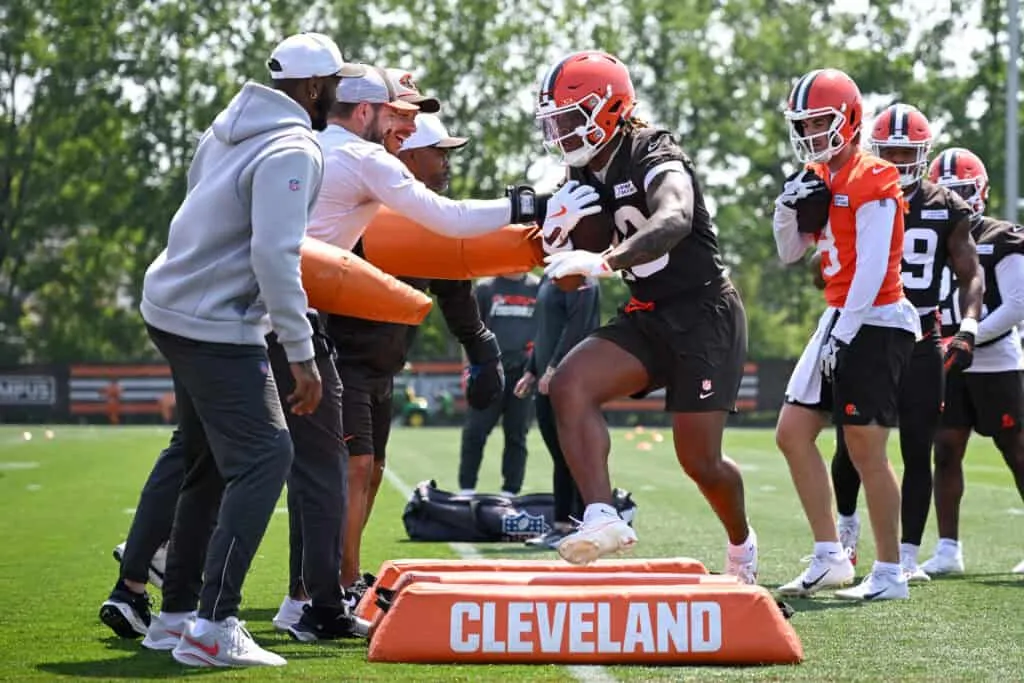 BEREA, OHIO - JUNE 11: Quinshon Judkins #10 of the Cleveland Browns runs a drill during Cleveland Browns mandatory minicamp at CrossCountry Mortgage Campus on June 11, 2025 in Berea, Ohio.