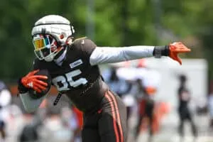 BEREA, OHIO - JULY 28: David Njoku #85 of the Cleveland Browns runs a drill during Cleveland Browns training camp at CrossCountry Mortgage Campus on July 28, 2025 in Berea, Ohio.