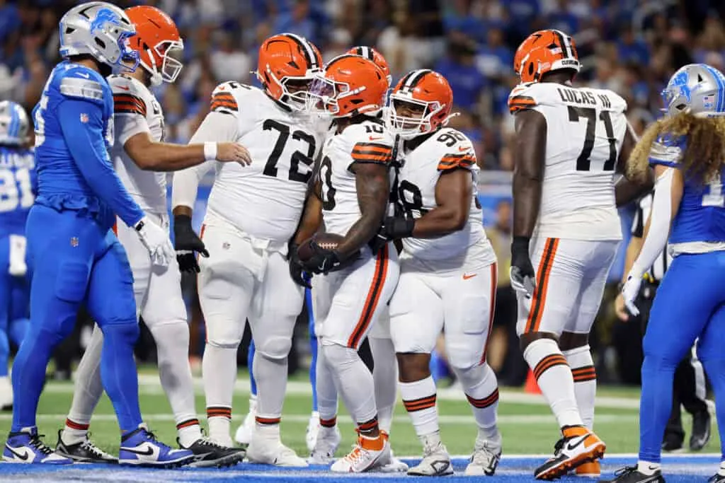DETROIT, MICHIGAN - SEPTEMBER 28: Quinshon Judkins #10 of the Cleveland Browns celebrates a touchdown with teammates during the first quarter against the Detroit Lions at Ford Field on September 28, 2025 in Detroit, Michigan.