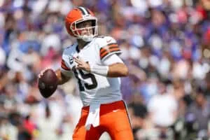 BALTIMORE, MARYLAND - SEPTEMBER 14: Joe Flacco #15 of the Cleveland Browns throws a pass during the first quarter against the Baltimore Ravens at M&T Bank Stadium on September 14, 2025 in Baltimore, Maryland.