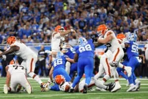DETROIT, MICHIGAN - SEPTEMBER 28: Joe Flacco #15 of the Cleveland Browns throws a pass during the third quarter against the Detroit Lions at Ford Field on September 28, 2025 in Detroit, Michigan.