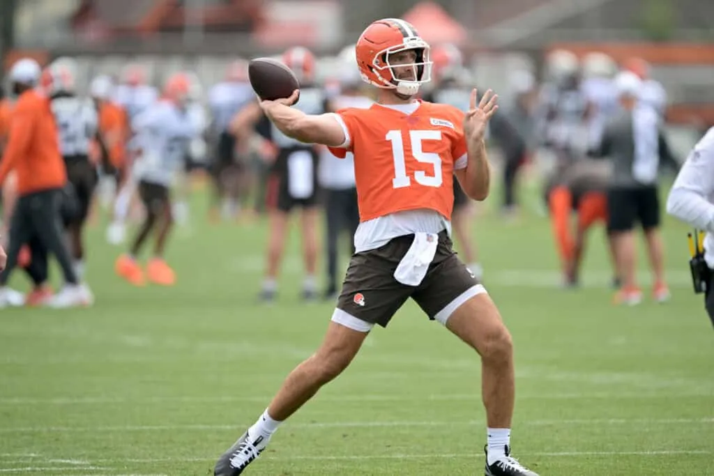 BEREA, OHIO - JULY 25: Quarterback Joe Flacco #15 of the Cleveland Browns passes during training camp at CrossCountry Mortgage Campus on July 25, 2025 in Berea, Ohio.