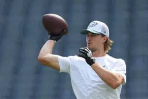 PHILADELPHIA, PENNSYLVANIA - AUGUST 24: Kenny Pickett #7 of the Philadelphia Eagles warms up prior to the preseason game against the Minnesota Vikings at Lincoln Financial Field on August 24, 2024 in Philadelphia, Pennsylvania.