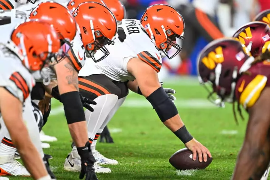 Analyst Believes 1 Browns Player Is ‘A Little Overpaid’