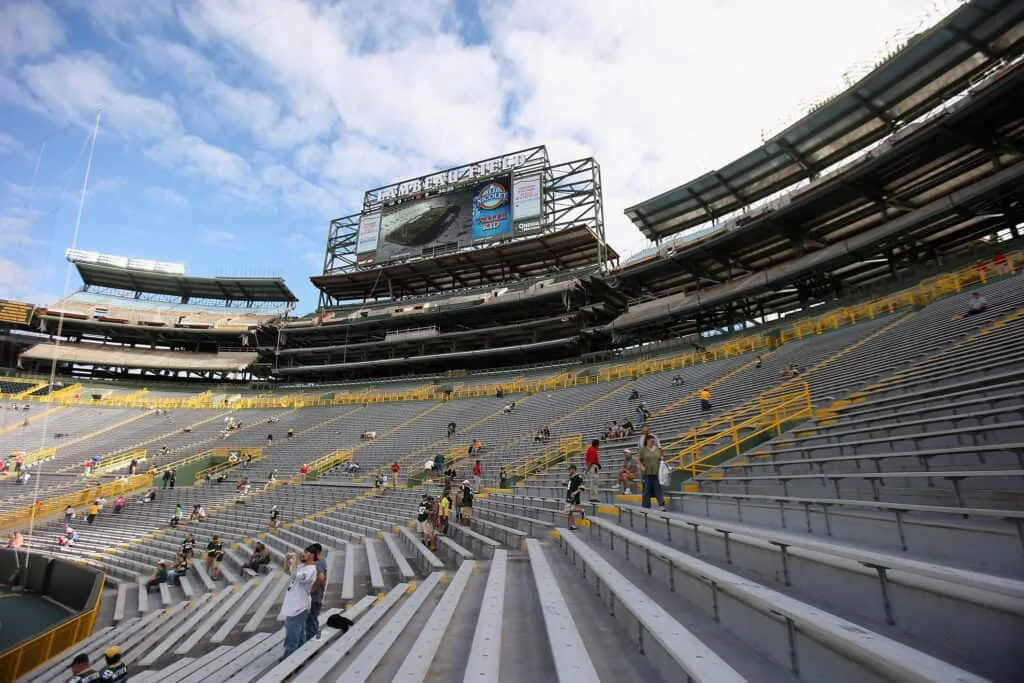 How To Watch Browns Vs. Packers Live Stream (Radio, TV)