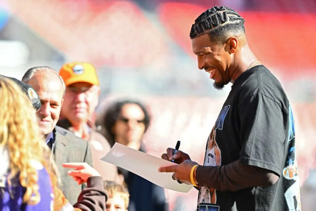 Jameis Winston Is Being Praised For His Kind Gesture