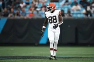 CHARLOTTE, NORTH CAROLINA - AUGUST 08: Tight end Harold Fannin Jr. #88 of the Cleveland Browns readies at the line of scrimmage in the first half during the NFL Preseason 2025 game against the Carolina Panthers at Bank of America Stadium on August 08, 2025 in Charlotte, North Carolina.