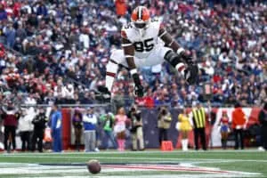 FOXBOROUGH, MASSACHUSETTS - OCTOBER 26: David Njoku #85 of the Cleveland Browns celebrates after scoring a touchdown against the New England Patriots during the fourth quarter in the game at Gillette Stadium on October 26, 2025 in Foxborough, Massachusetts.