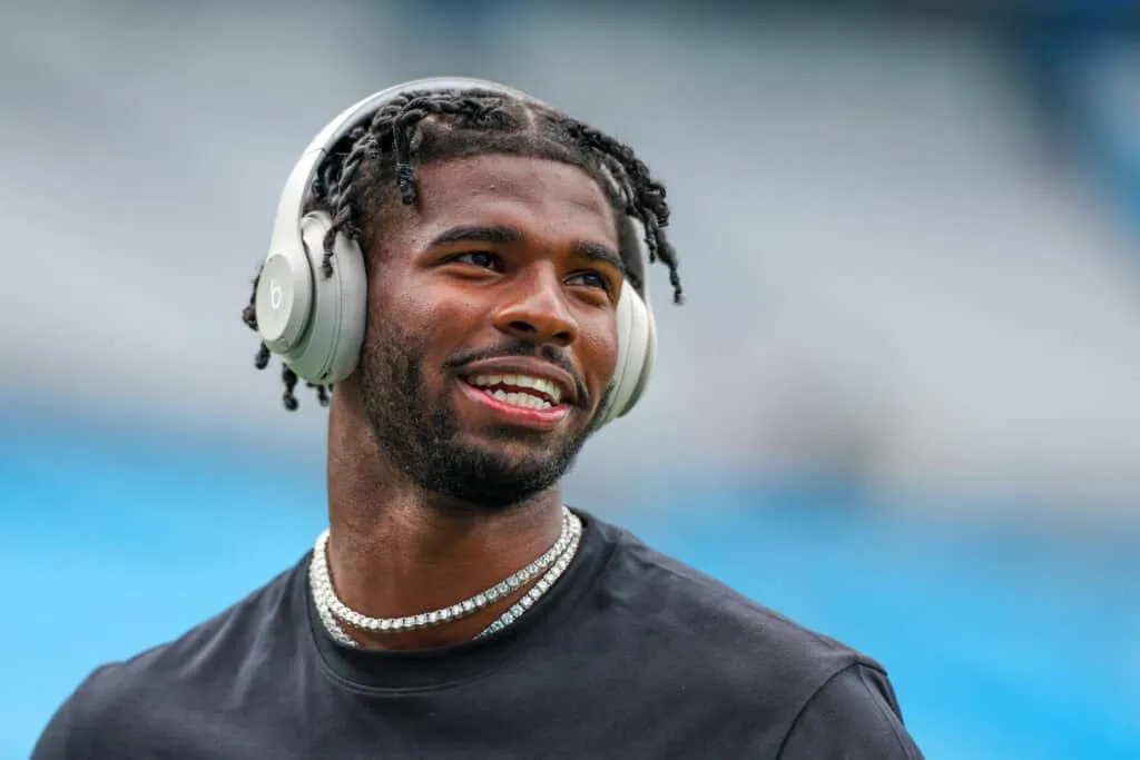 CHARLOTTE, NORTH CAROLINA - AUGUST 08: Shedeur Sanders #12 of the Cleveland Browns warms up before an NFL Preseason 2025 game against the Carolina Panthers at Bank of America Stadium on August 08, 2025 in Charlotte, North Carolina.