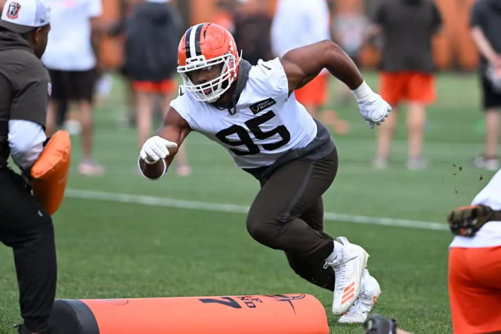 BEREA, OHIO - JUNE 10: Myles Garrett #95 of the Cleveland Browns runs a drill during Cleveland Browns mandatory minicamp at CrossCountry Mortgage Campus on June 10, 2025 in Berea, Ohio.