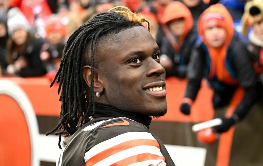 Is David Njoku About To Get Paid By The Browns?
