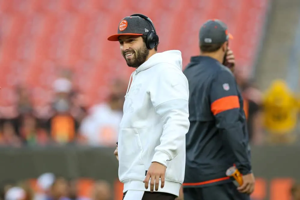 Baker Mayfield Draws Attention With Outfit At Training Camp