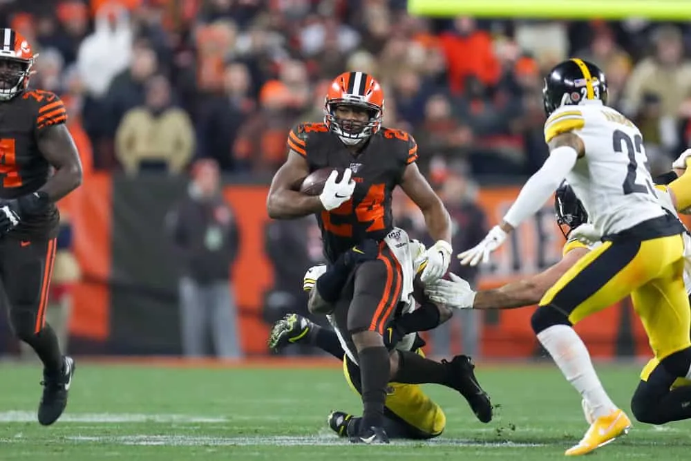 Browns Abandon Prolific Running Attack In Loss To Steelers