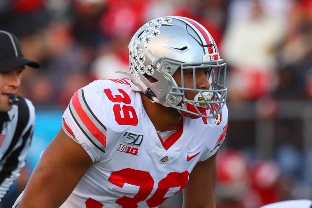  Ohio State Buckeyes linebacker Malik Harrison (39) during the college football game between the Rutgers Scarlet Knights and the Ohio State Buckeyes on November 16, 2019 at SHI Stadium in Piscataway, NJ. 