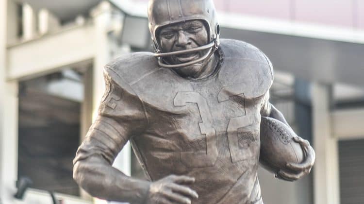 Jim Brown Statue