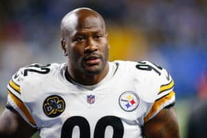 Pittsburgh Steelers linebacker James Harrison (92) runs off of the field at the conclusion of the game between the Pittsburgh Steelers and the Detroit Lions on October 29, 2017 at Ford Field in Detroit, Michigan.