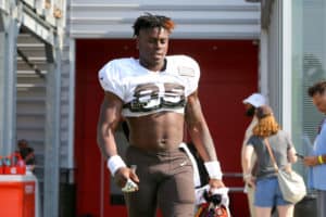 Cleveland Browns tight end David Njoku (85) makes his way to the field during the Cleveland Browns Training Camp on July 28, 2019, at the at the Cleveland Browns Training Facility in Berea, Ohio.