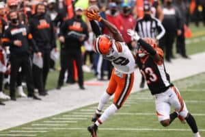 Cleveland Browns wide receiver Rashard Higgins (82) makes a catch late in the 4th quarter during the game against the Cleveland Browns and the Cincinnati Bengals on October 25, 2020, at Paul Brown Stadium in Cincinnati, OH.