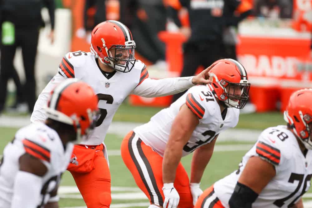 Cleveland Browns quarterback Baker Mayfield (6) calls a play during the game against the Cleveland Browns and the Cincinnati Bengals on October 25, 2020, at Paul Brown Stadium in Cincinnati, OH.