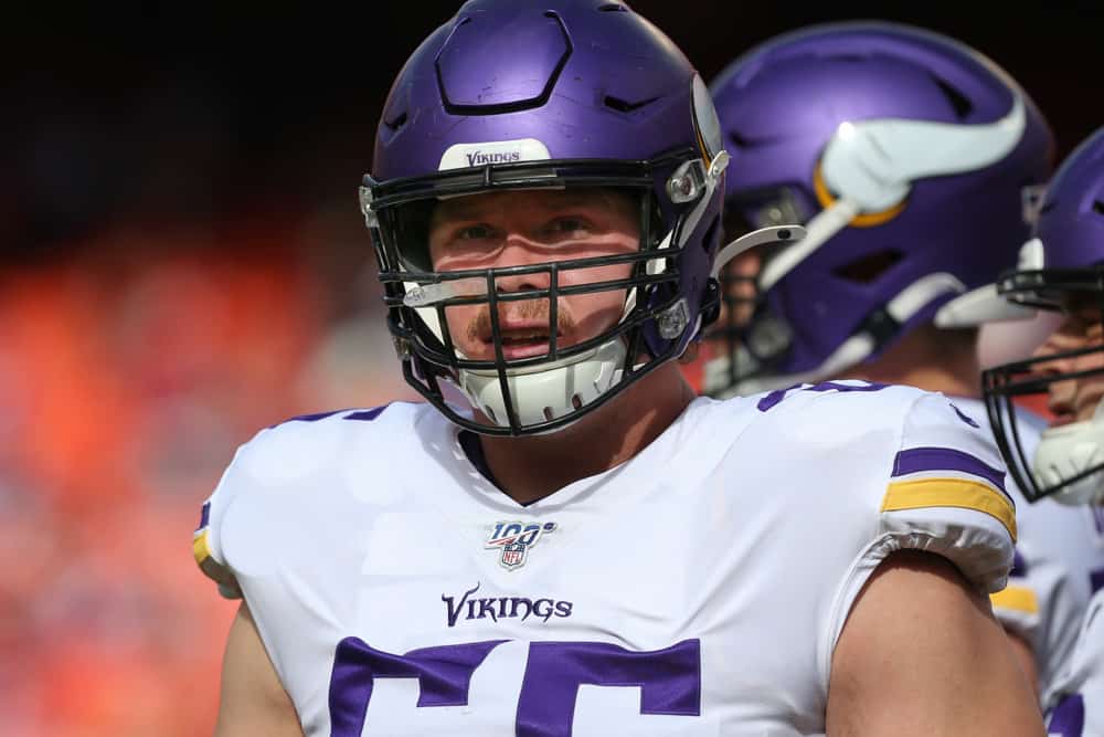 Minnesota Vikings offensive guard Pat Elflein (65) before an NFL game between the Minnesota Vikings and Kansas City Chiefs on November 3, 2019 at Arrowhead Stadium in Kansas City, MO.