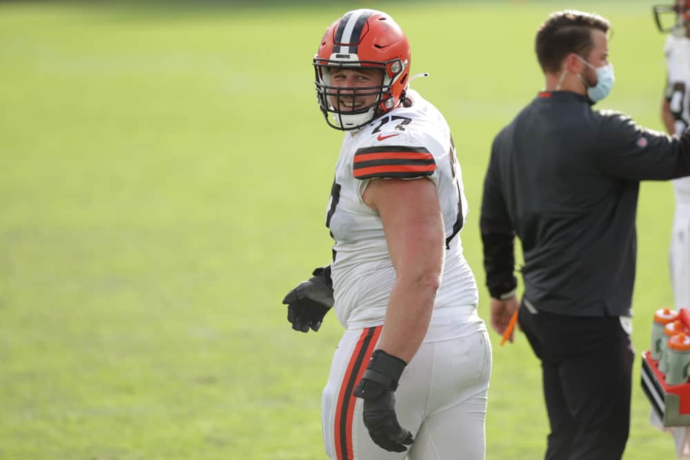 Cleveland Browns Offensive Guard Wyatt Teller (77) during the game between the Cleveland Browns and the Jacksonville Jaguars on November 29, 2020 at TIAA Bank Field in Jacksonville, Fl.