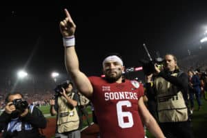 QB Baker Mayfield (6) of the Oklahoma Sooners acknowledges the crowd after the Sooners loss in the College Football Playoff Semifinal at the Rose Bowl Game between the Georgia Bulldogs and Oklahoma Sooners on January 1, 2018, at the Rose Bowl in Pasadena, CA.