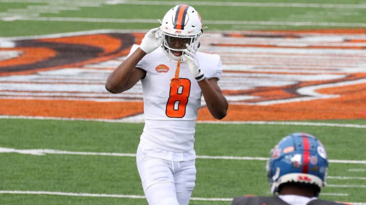 American defensive back Ifeatu Melifonwu of Syracuse (8) during the 2021 Reese's Senior Bowl on January 30, 2021 at Hancock Whitney Stadium in Mobile, Alabama.