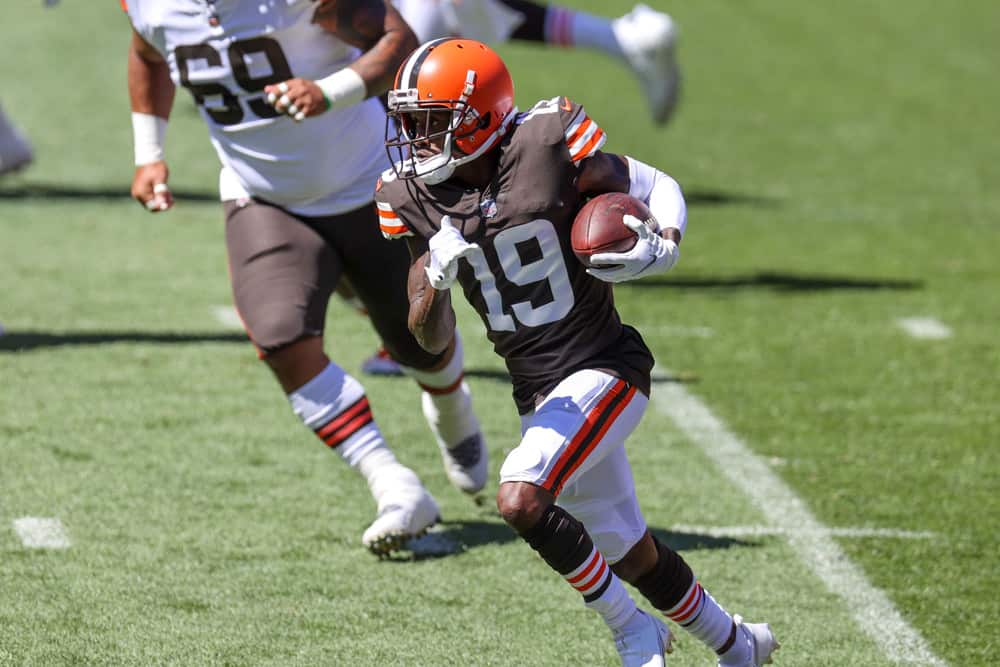 Cleveland Browns wide receiver JoJo Natson (19) carries the football during drills during the Cleveland Browns Training Camp on August 30, 2020, at FirstEnergy Stadium in Cleveland, OH.