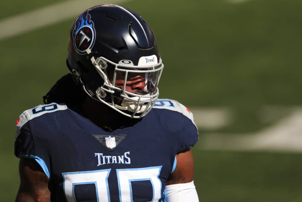 Tennessee Titans outside linebacker Jadeveon Clowney (99) warms up before the game against the Tennessee Titans and the Cincinnati Bengals on November 1, 2020, at Paul Brown Stadium in Cincinnati, OH. 