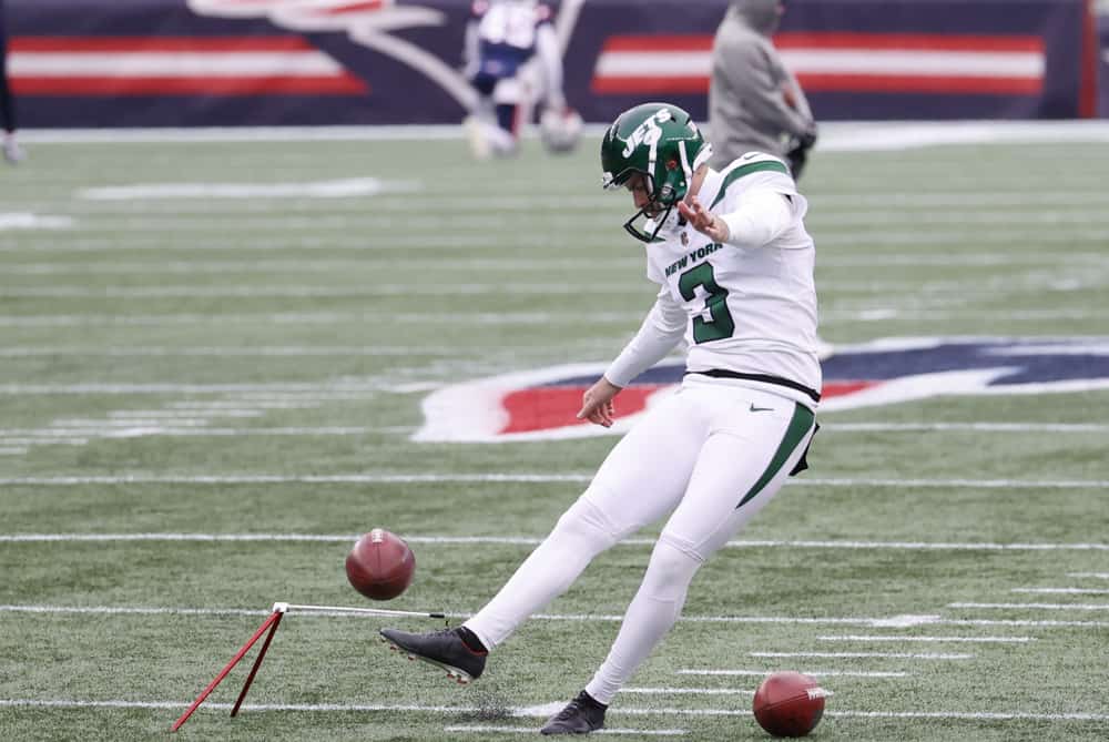 New York Jets place kicker Chase McLaughlin (3) warms up before a game between the New England Patriots and the New York Jets on January 3, 2021, at Gillette Stadium in Foxborough, Massachusetts. 