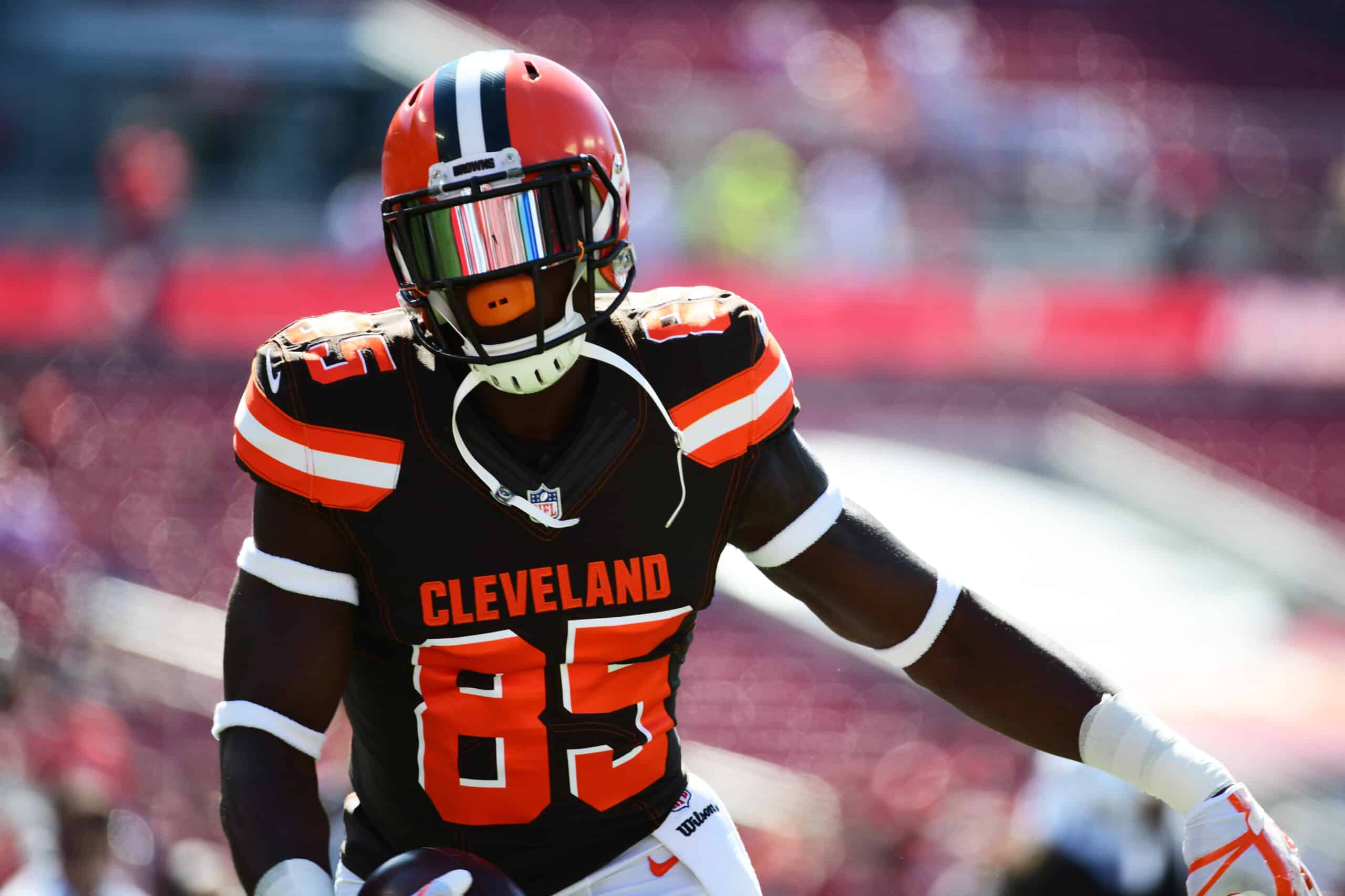 David Njoku #85 of the Cleveland Browns catches a pass during pregame before a game against the Tampa Bay Buccaneers on October 21, 2018 at Raymond James Stadium in Tampa, Florida.