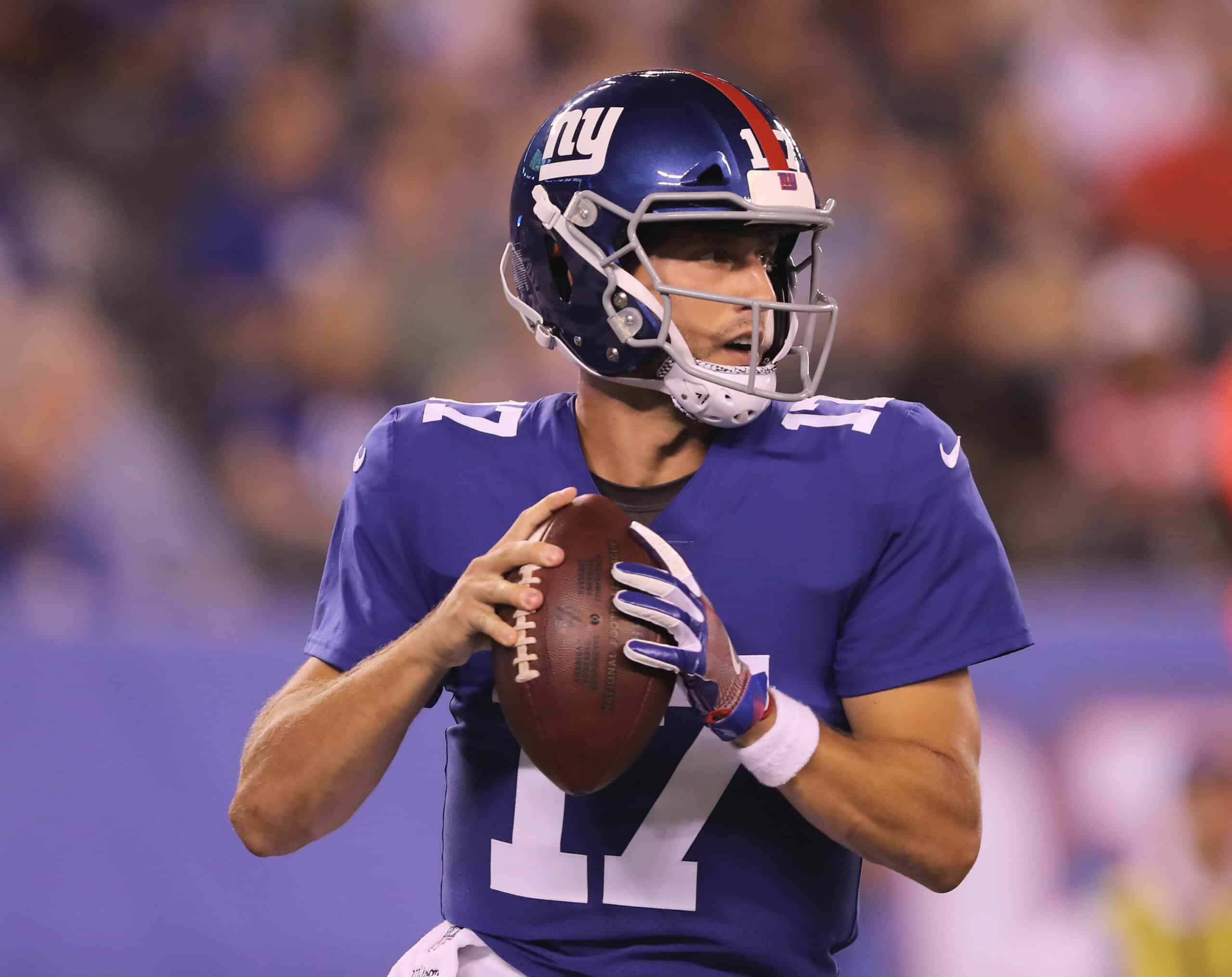 Kyle Lauletta #17 of the New York Giants looks to pass in the fourth quarter against the Cleveland Browns during their preseason game on August 9,2018 at MetLife Stadium in East Rutherford, New Jersey.