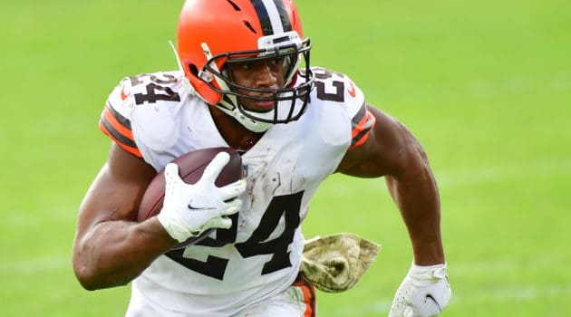Nick Chubb #24 of the Cleveland Browns rushes for a fourth quarter touchdown against the Jacksonville Jaguars at TIAA Bank Field on November 29, 2020 in Jacksonville, Florida.
