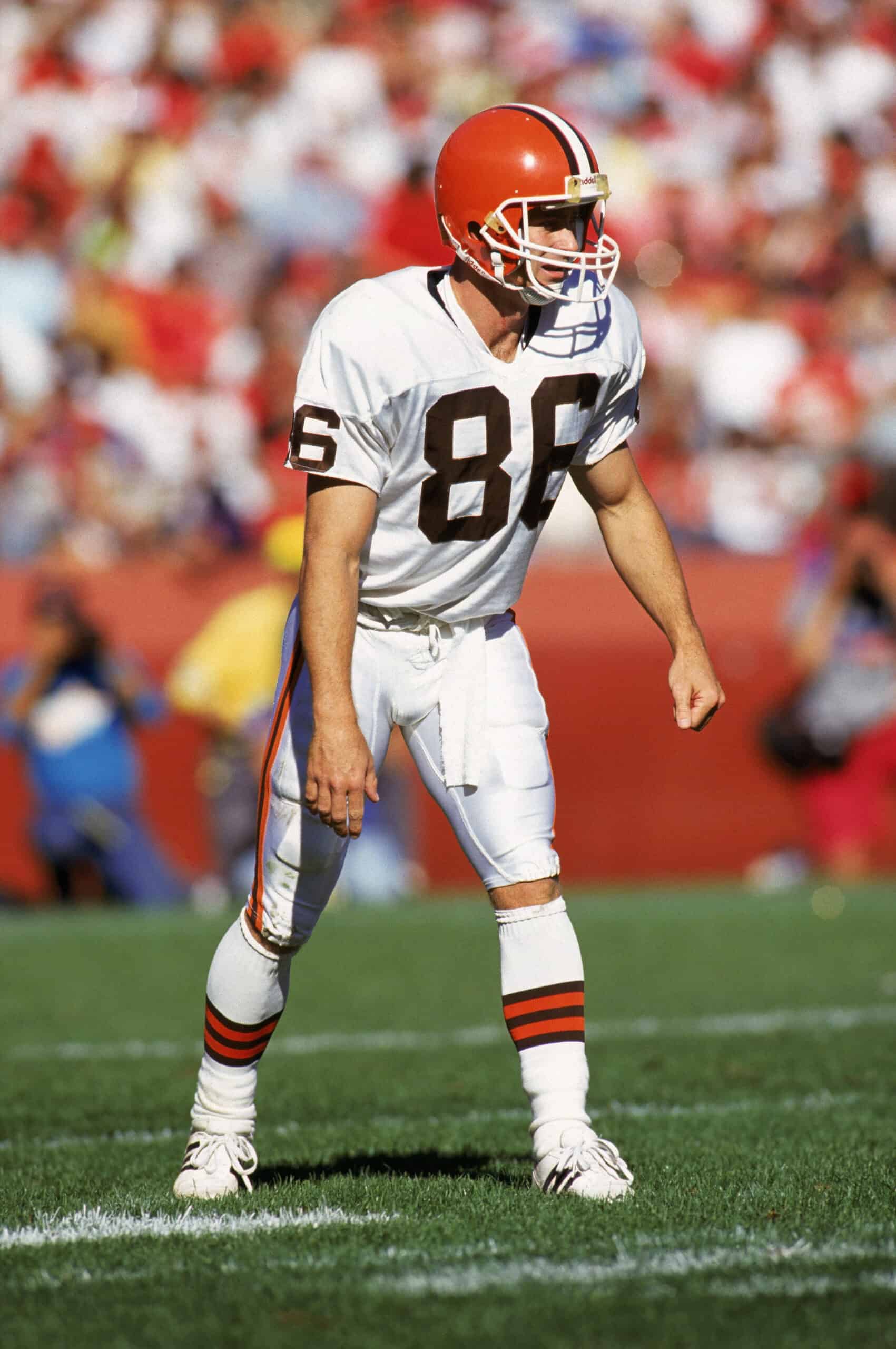 Brian Brennan #86 of the Cleveland Browns readies for the snap during an NFL game against the San Francisco 49ers on October 28, 1988 . The 49ers defeated the Browns 20-17. 