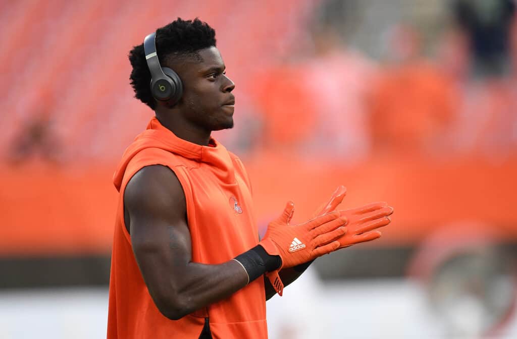 David Njoku Vs Harrison Bryant Will Be Training Camp Battle To Watch