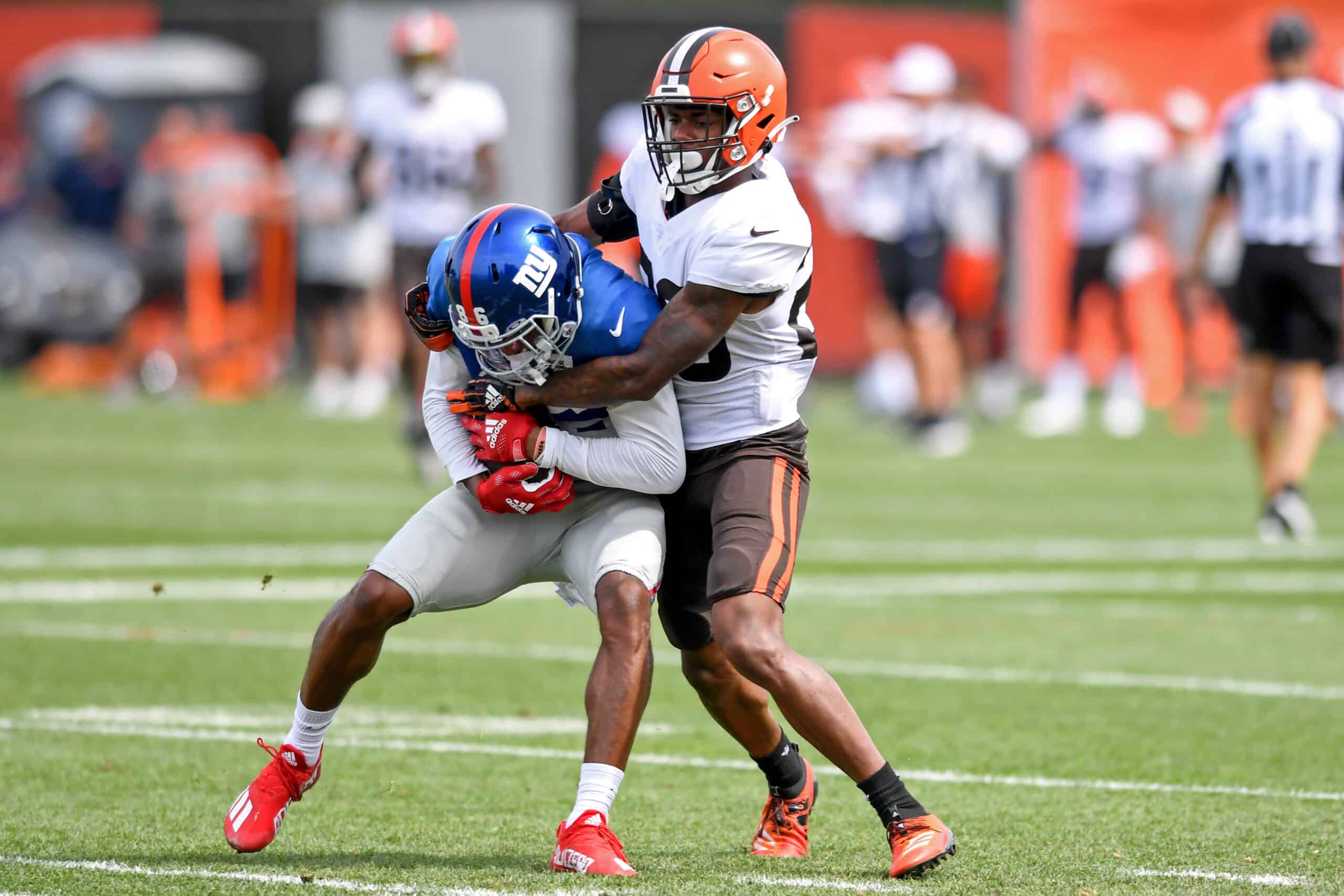 Darius Slayton #86 of the New York Giants catches a pass against Greedy Williams #26 of the Cleveland Browns during a joint practice on August 19, 2021 in Berea, Ohio.