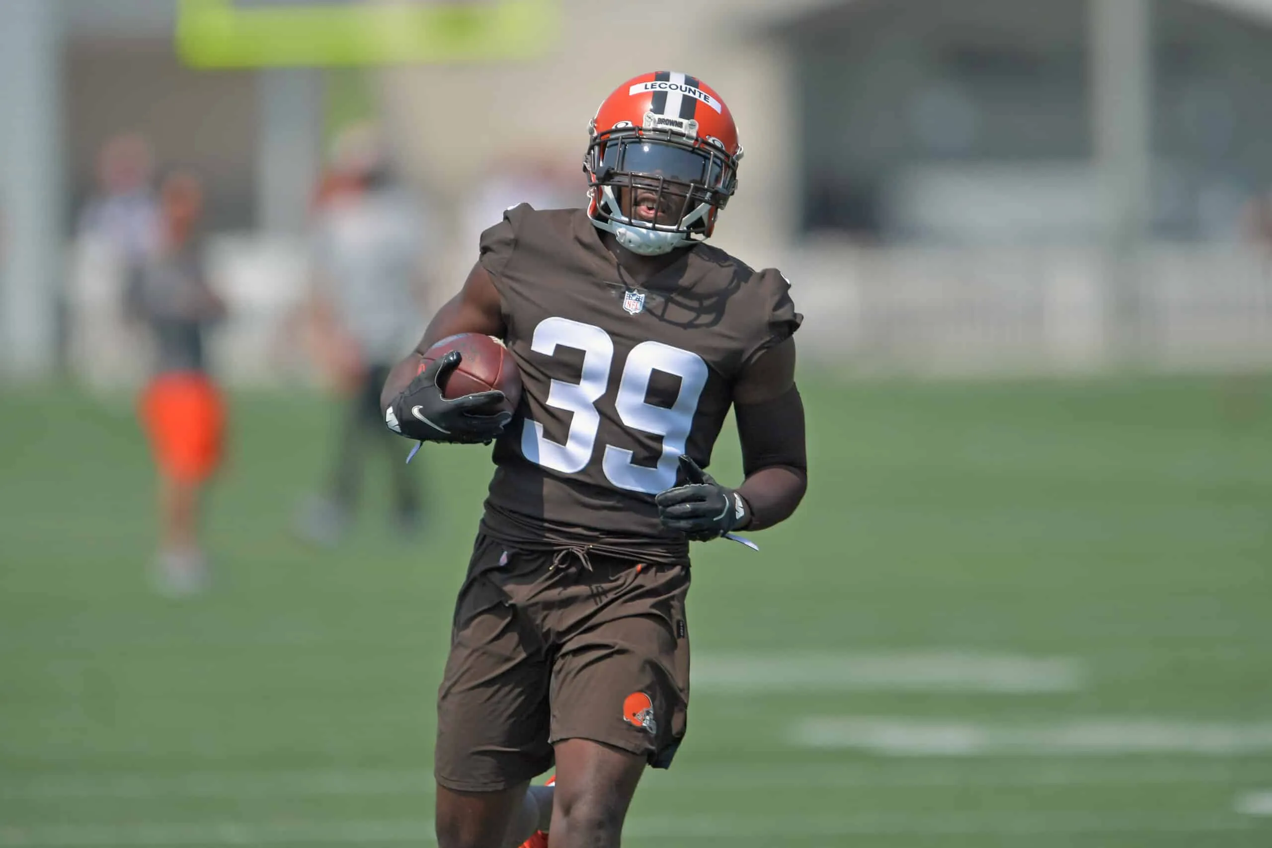 Fans React To News That Browns Released Safety Richard LeCounte