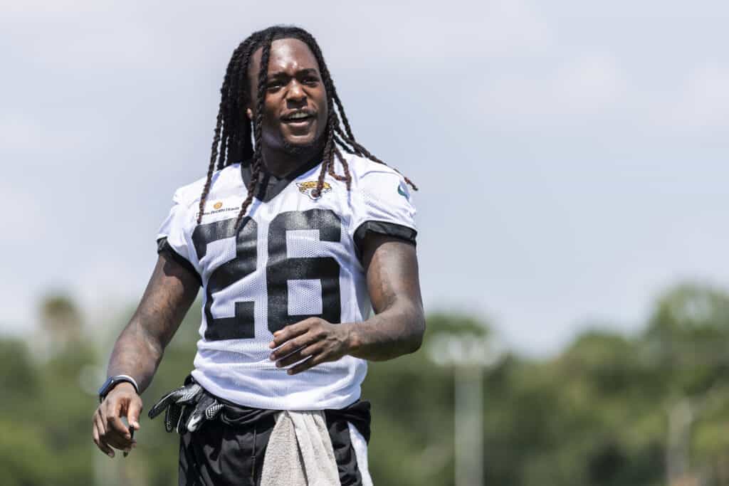 2 Players The Browns Should Target In A Jaguars Fire Sale